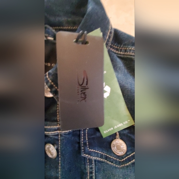 SILVER JEANS EVELYN DARK WASH 250 JACKET L (12-14) - Picture 3 of 5